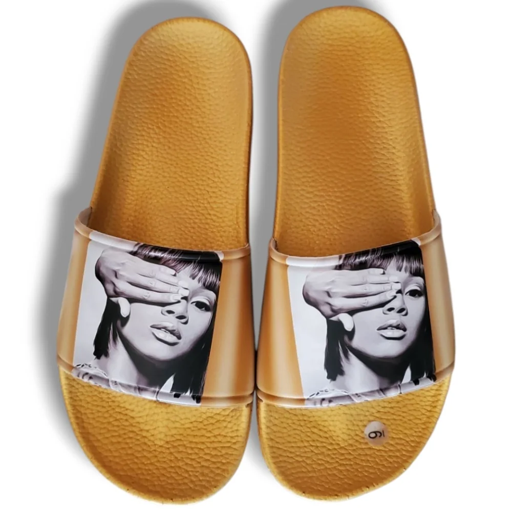 Cross Colours Gold 90s Hip Hop Lisa "Left Eye" Lopes Legacy Slides NWT NIB - Picture 3 of 9